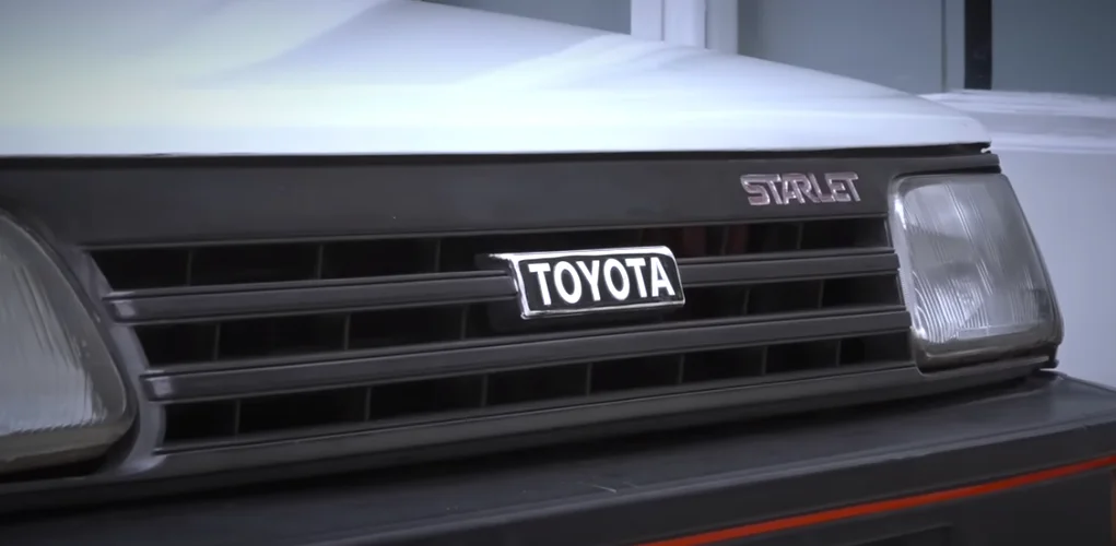 Toyota Starlet Kotak